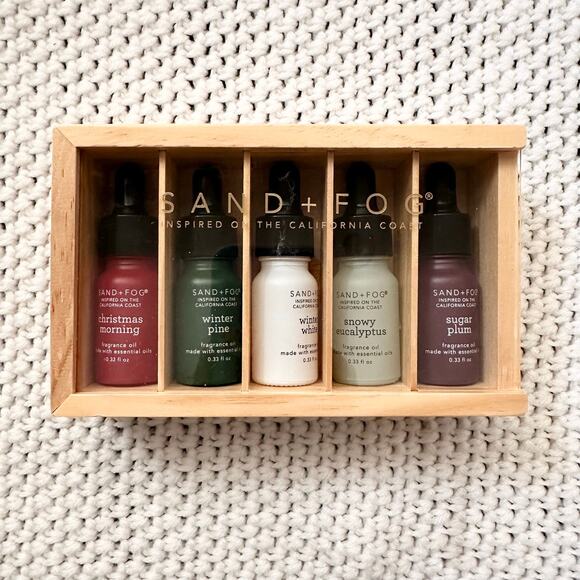 SAND + FOG Other - Sand + Fog Diffuser Oil Wooden Box Christmas Morning Pine Sugar Plum Set of 5